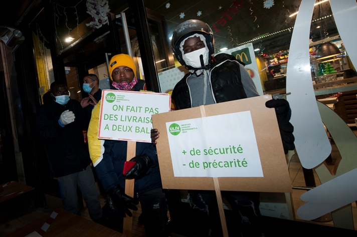 Les coursiers d'Angers se sont organisés en collectif sous le nom Uliv-Angers (Union des livreurs indépendants à vélo).