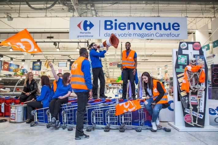Ici au Carrefour Grand Littoral de Marseille, à la fin mars 2018, lors de la grève nationale des salariés pour la défense des emplois et du pouvoir d’achat…