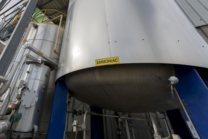 L’ammoniac stocké dans une telle cuve permettait à l’usine de Maxam Tan de produire de l’ammonitrate, utilisé dans la fabrication d’engrais ou d’explosifs.
